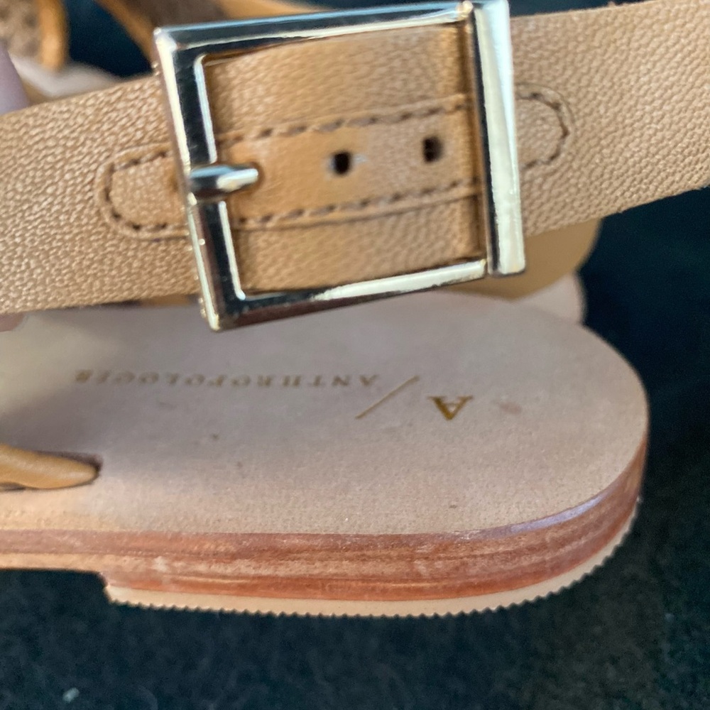 Anthropologie / New Women's Tan Woven Sandals. - Picture 5 of 10